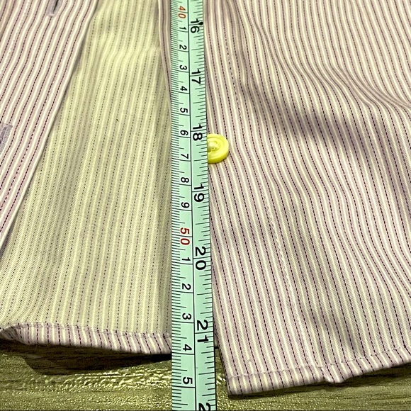 Banana Republic Non Iron Lilac Button Down Shirt - Picture 11 of 12